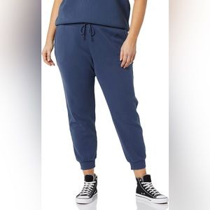 Goodthreads Women's Heritage Fleece Basic Jogger Pant